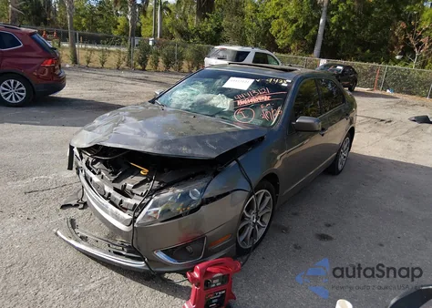 2010 Ford Fusion Se z USA, uszkodzony, nr VIN 3FAHP0HA0AR239423